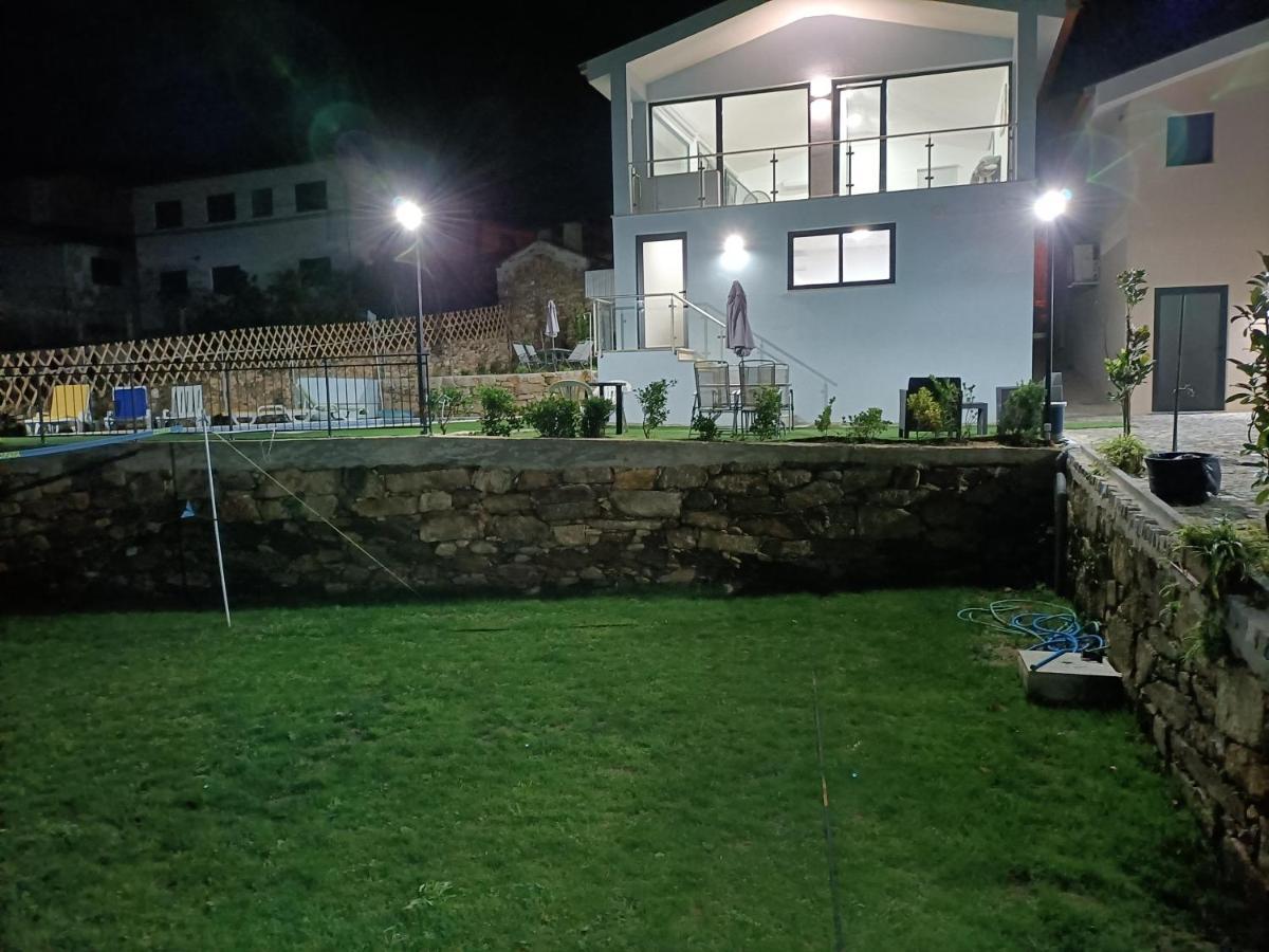 Areias Village فالي دي كامبرا المظهر الخارجي الصورة